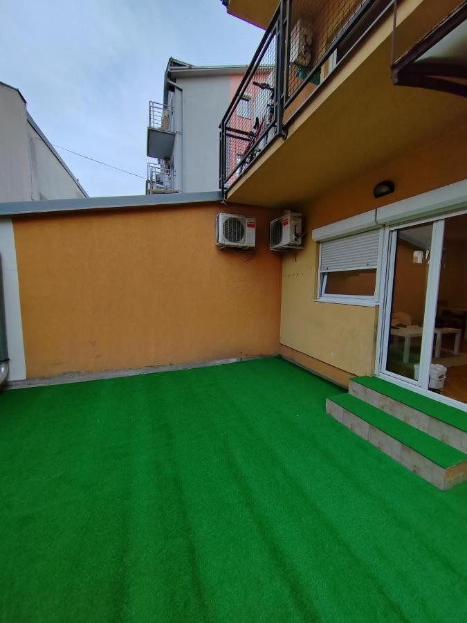 Ferienwohnung Magenta Beo Shopping Centre II Belgrad Exterior foto